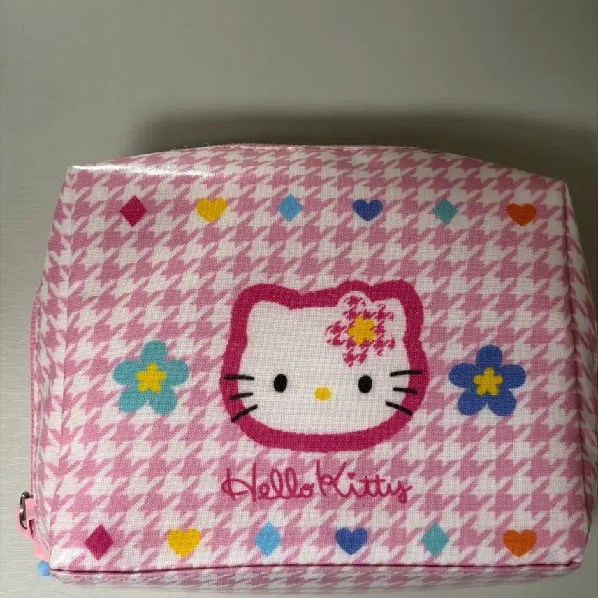 [BUNJANG] Sanrio Hello Kitty Kaohana Pouch / 헬로키티 카오하나 파우치