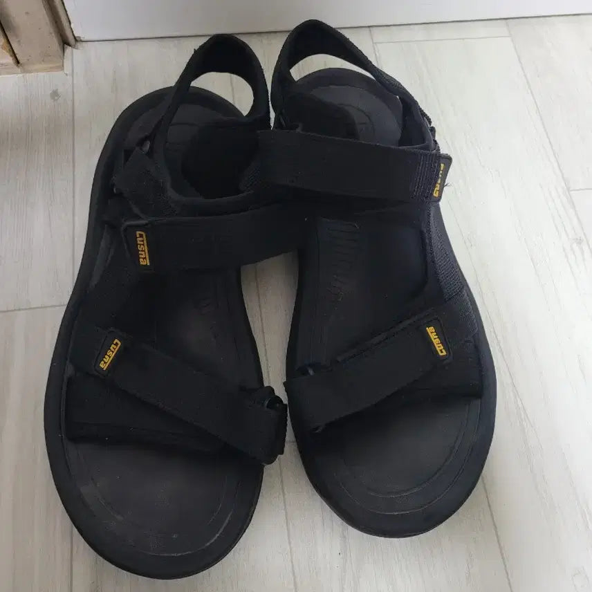 [BUNJANG] Men's Black Sandals - Size 275 / 남성 블랙 샌들 275