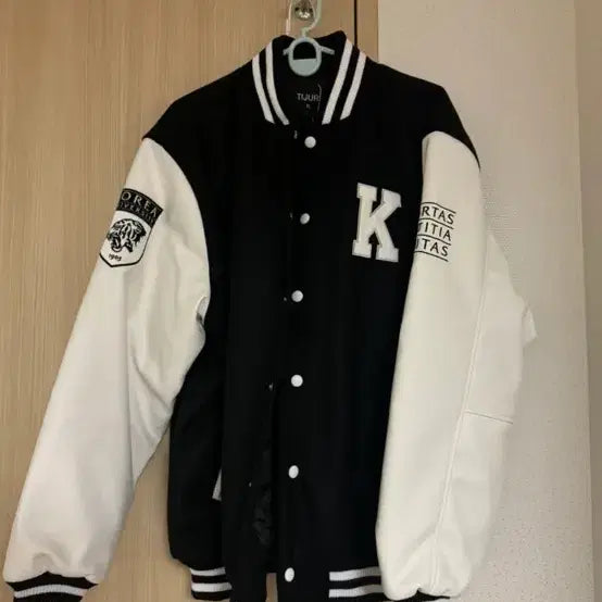 [BUNJANG] Korea University Varsity Jacket / 고려대 과잠