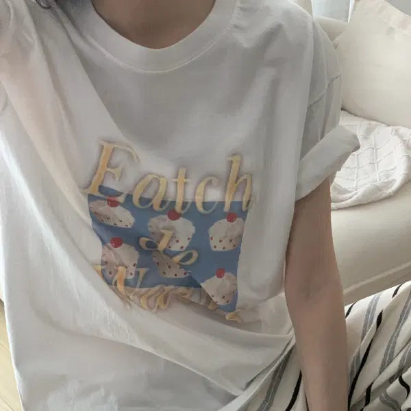 [BUNJANG] Cupcake Graphic T-shirt / 귀여운 컵케이크 그래픽 반팔티