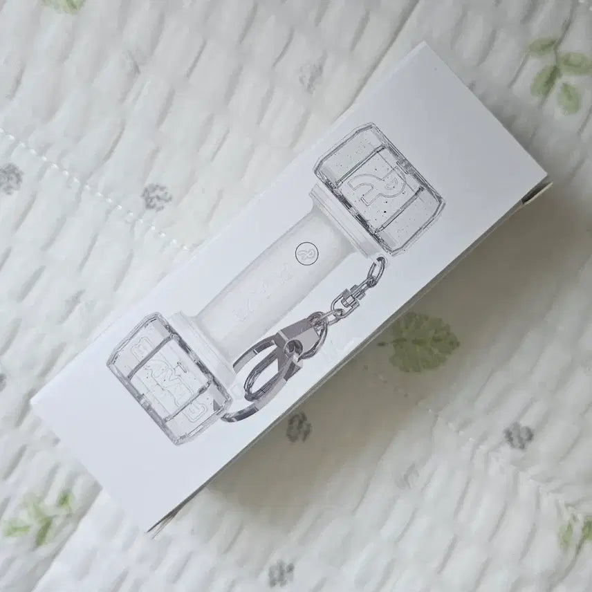 [BUNJANG] PLAVE Abyong Lightstick Keychain / 플레이브 아뵹 응원봉 키링