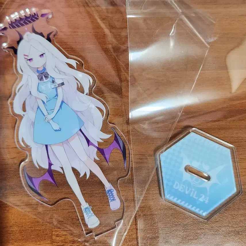 [BUNJANG] Blue Archive Hina Acrylic Stand / 블루아카이브 히나 아크릴스탠드