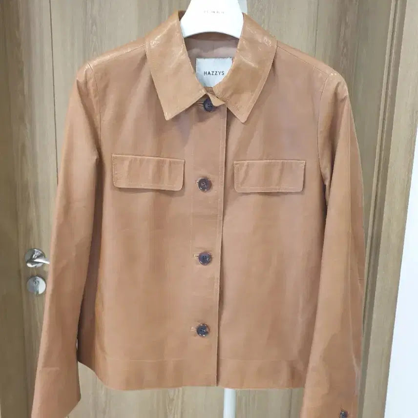[BUNJANG] Hazzys Women's Genuine Leather Jacket / 헤지스 여성 아우터