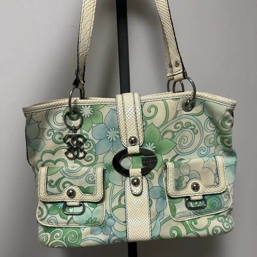 [BUNJANG] Guess Y2K Flower Shoulder Bag / guess y2k 플라워 숄더백