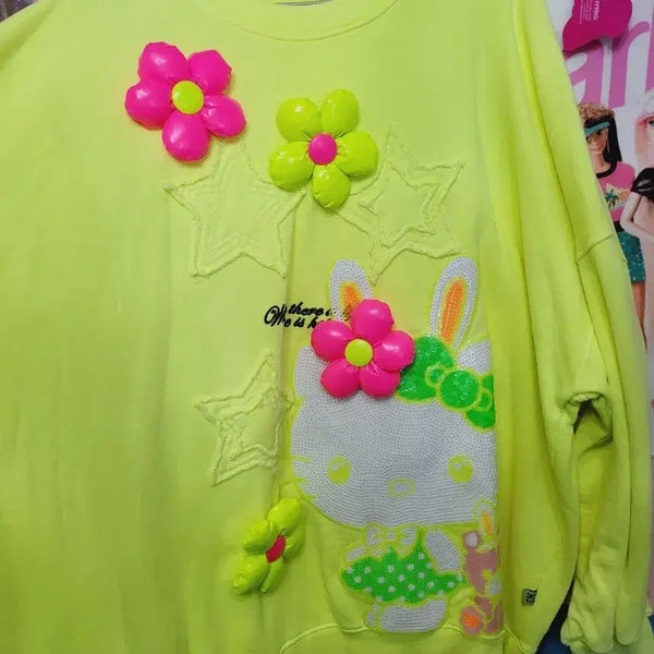 [BUNJANG] Hello Kitty Cartoon Sweatshirt / 헬로키티 카툰 맨투맨 수입