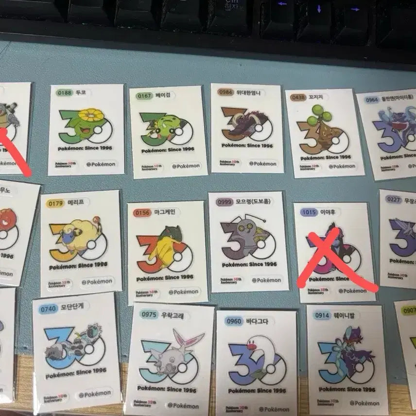 [BUNJANG] Pokemon 30th Anniversary Logo Sticker / 포켓몬 띠부씰 로고 30주년 교환