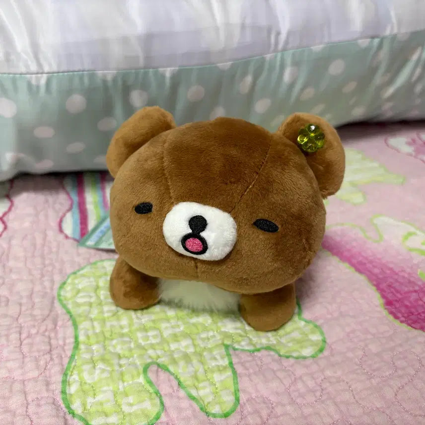 [BUNJANG] Koguma Kuma Kyun Days Lying Down Clover Plush / 코구마 쿠마큥데이즈 엎드린 클로버 인형