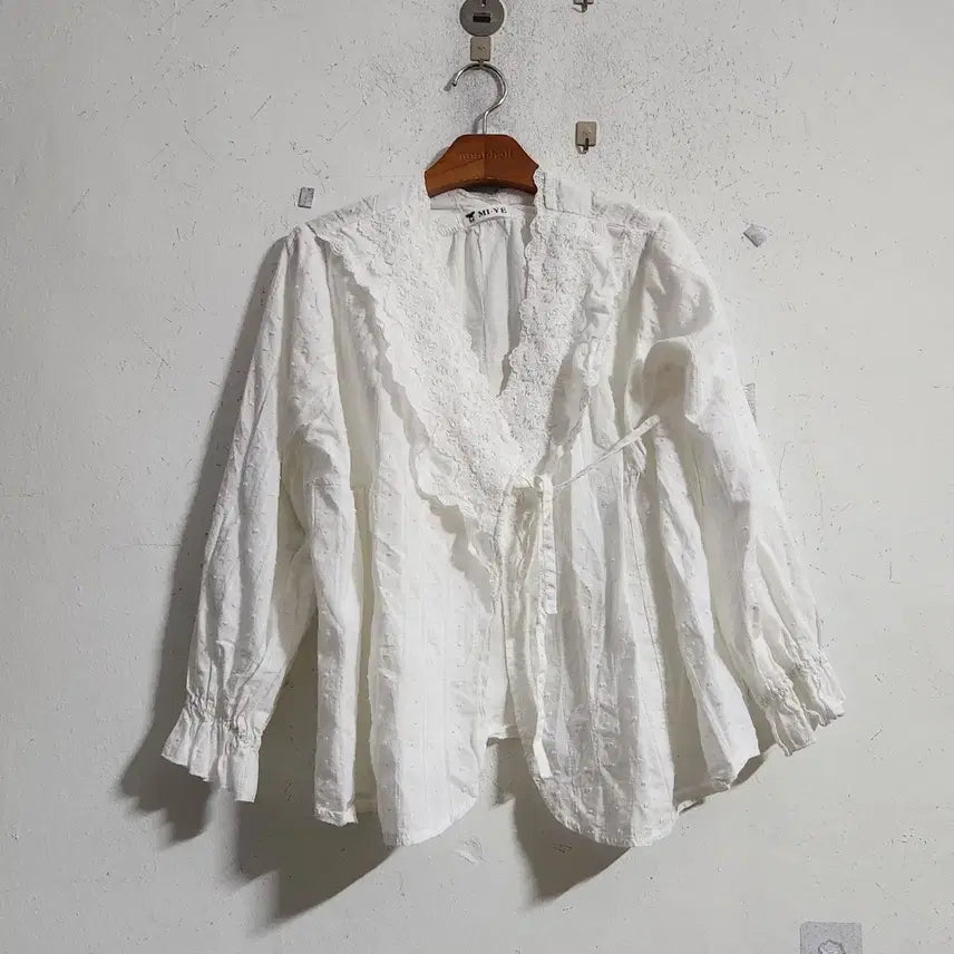 [BUNJANG] White Blouse / 블라우스 화이트