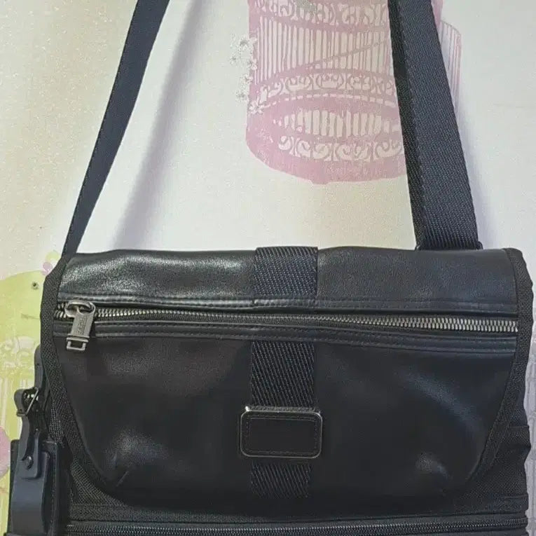 [BUNJANG] TUMI Crossbody Bag Black / 투미 크로스백 블랙