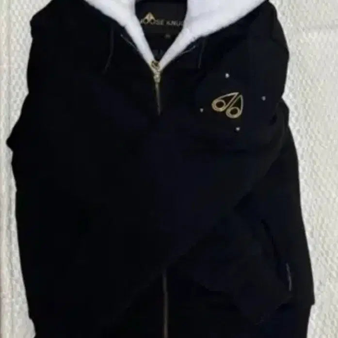 [BUNJANG] Mooceknuckles Bunny Sweater Women's M / 무스너클 버니스웨터 여성 M