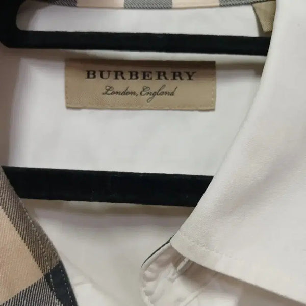 [BUNJANG] Burberry White Shirt - Size L / 버버리 화이트 셔츠 L사이즈