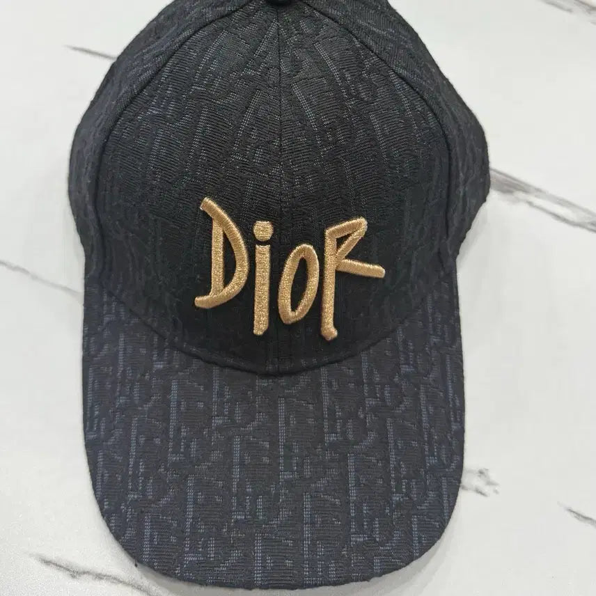 [BUNJANG] Embroidered Cap Unisex Black / 자수 캡모자 블랙 남녀공용