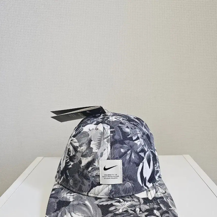 [BUNJANG] Nike Flower Pattern Ball Cap / 나이키 플라워 패턴 볼캡