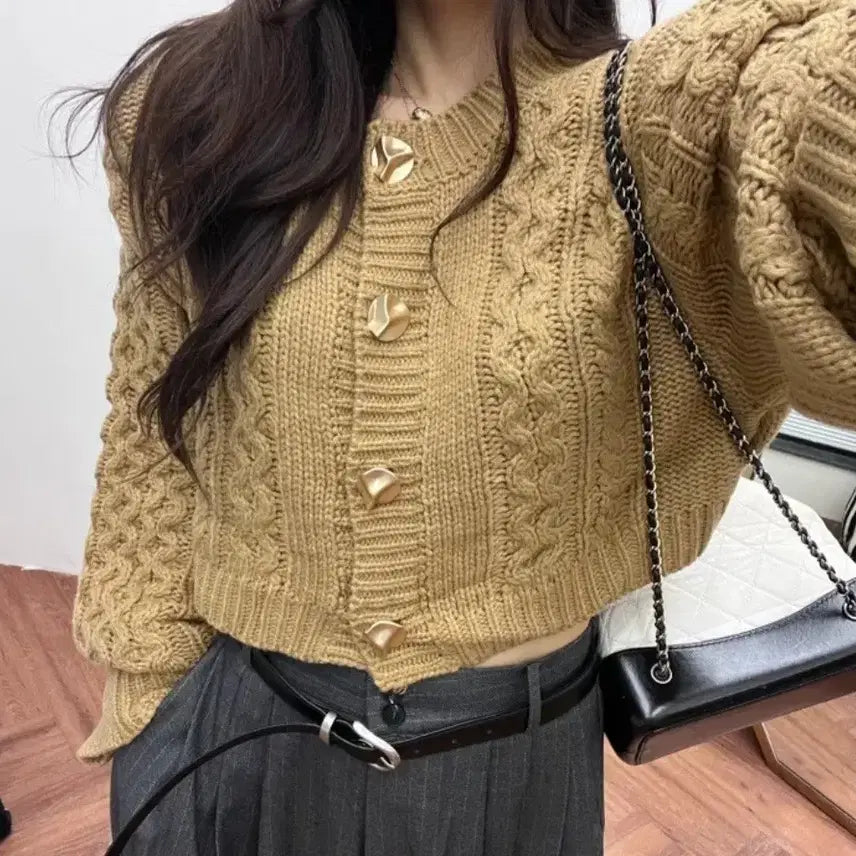 [BUNJANG] Endorphin Gold Button Cardigan / 엔돌핀 금장단추가디건