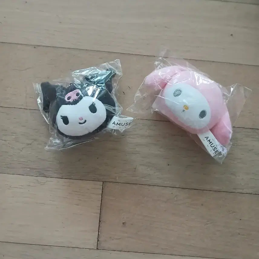 [BUNJANG] Amuse My Melody & Kuromi Keyring / 어뮤즈 마이멜로디 쿠로미 키링 팝니당