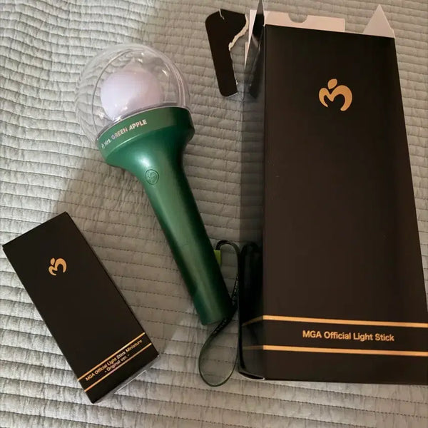 [BUNJANG] Mrs. Greenapple Official Lightstick & Lightstick Keychain Bundle / 미세스 그린애플 응원봉+응원봉 키링 팝니다