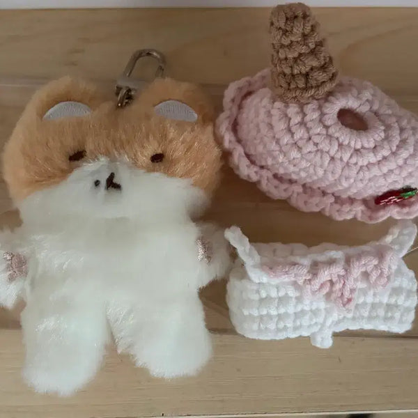 [BUNJANG] Fuzzy Plush Keychain with Knitted Clothes Bundle Set (Opened & Displayed) / 제발잃어버리지마 터래기 키링 뜨개 옷 일괄(개봉&피규어통 전시)