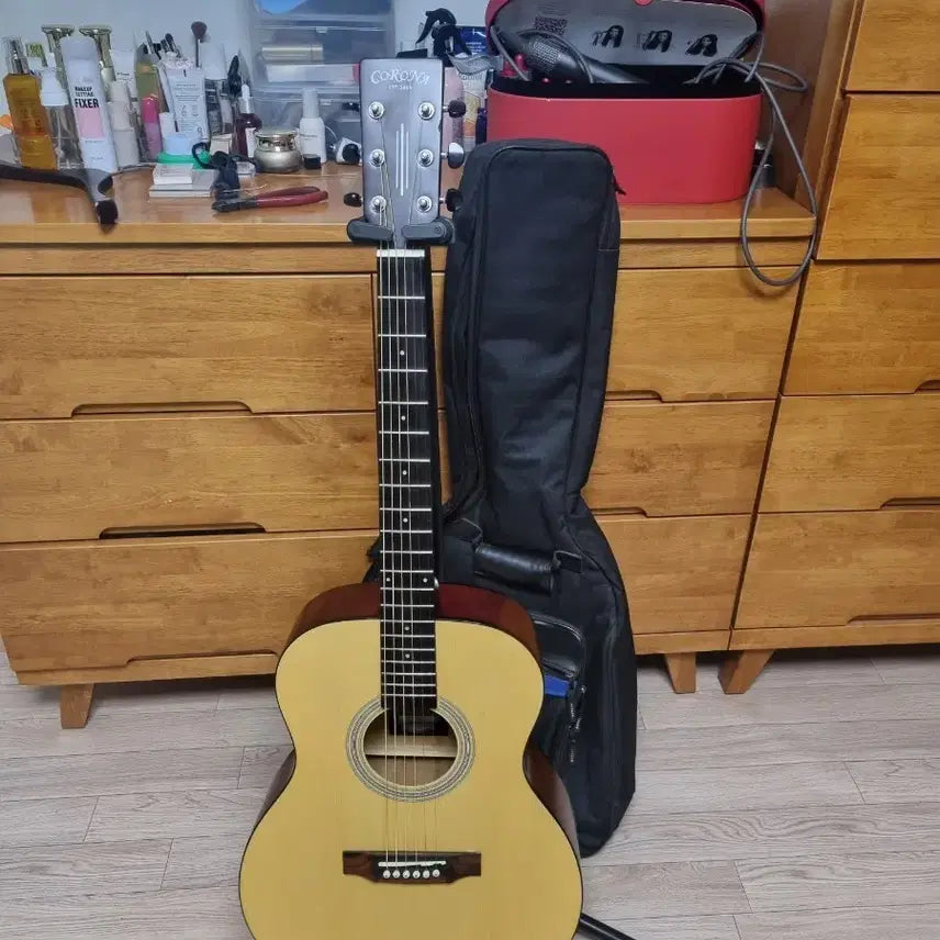 [BUNJANG] Corona Acoustic Guitar / 코로나 통기타
