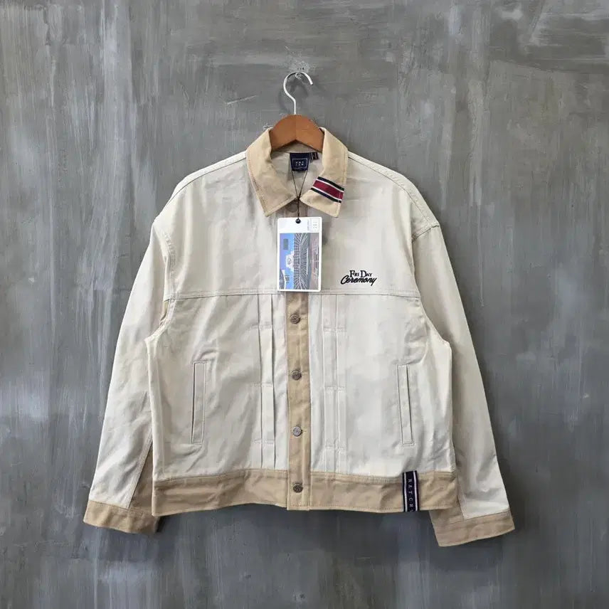 [BUNJANG] Romantic Crown Friday Trucker Jacket L ST4098 New / 로맨틱크라운 프라이데이 트러커 재킷/남성(L)/ST4098/새상품