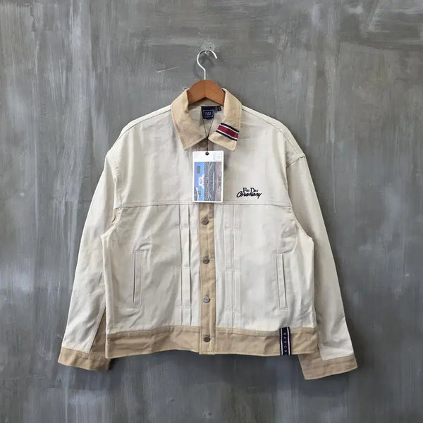 [BUNJANG] Romantic Crown Friday Trucker Jacket L ST4098 New / 로맨틱크라운 프라이데이 트러커 재킷/남성(L)/ST4098/새상품