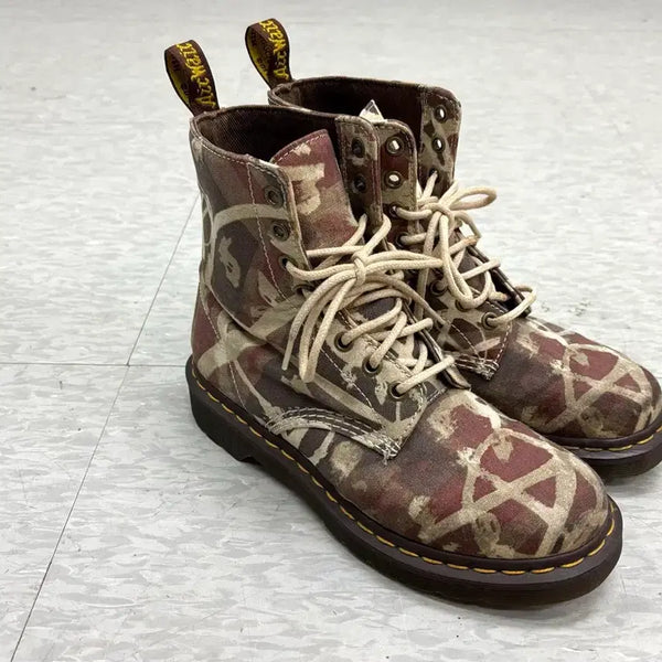 [BUNJANG] Vintage Dr. Martens Patterned Walker Boots / 빈티지 닥터마틴 패턴 워커 부츠