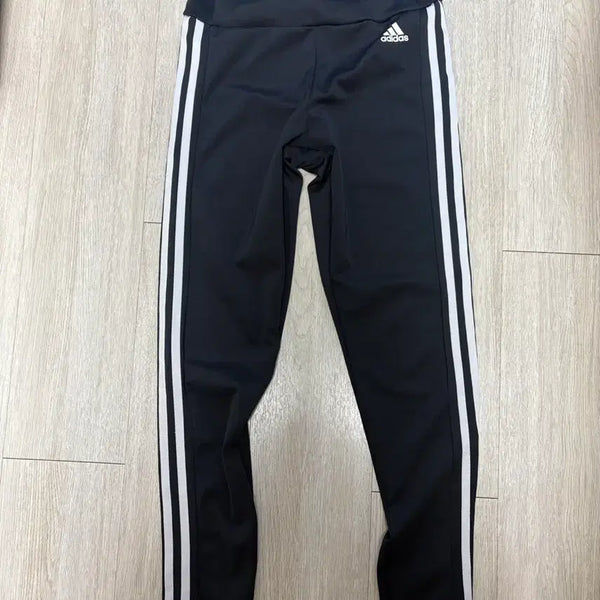 [BUNJANG] Adidas Three-Stripe Leggings / 아디다스 레깅스