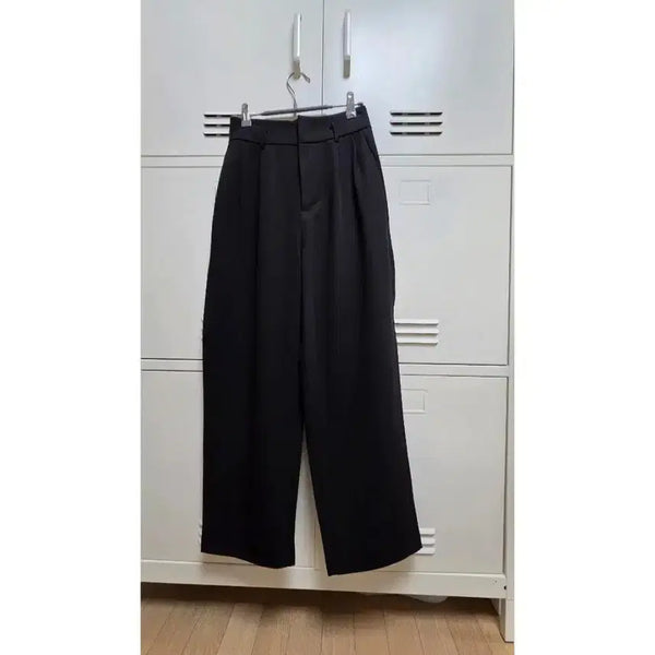 [BUNJANG] Pintuck Basic Slacks - Black, Size S / 핀턱 베이직 슬랙스 - 블랙,S