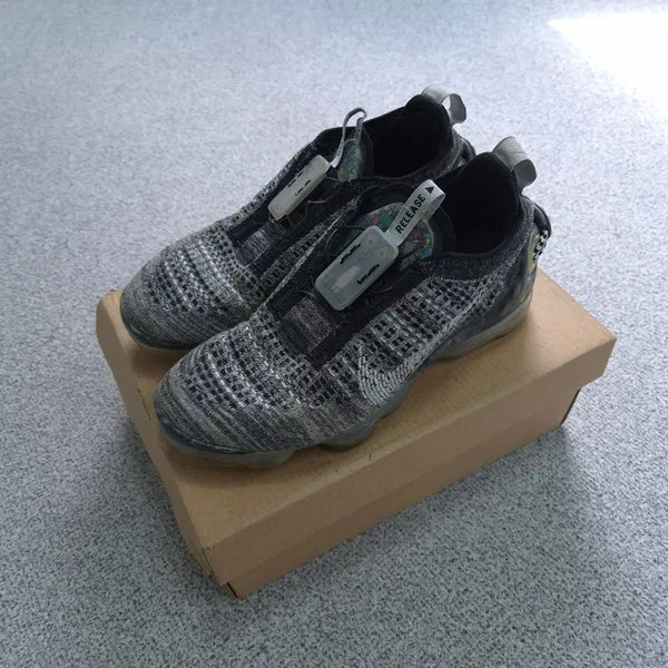 [BUNJANG] Nike 245mm Sneakers / 245 나이키 스니커즈/일반 운동화 | 0901B01