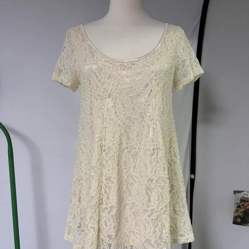 [BUNJANG] Ivory Lace Blouse / 아이보리 레이스 블라우스
