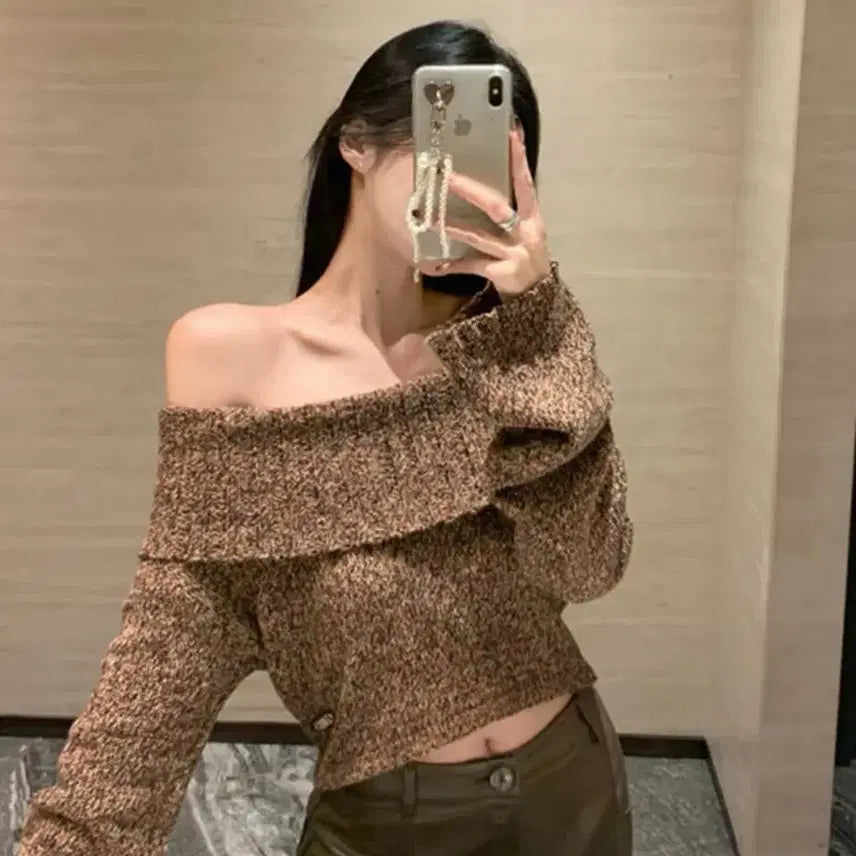 [BUNJANG] Brown Off-Shoulder Knit / 오프숄더 니트
