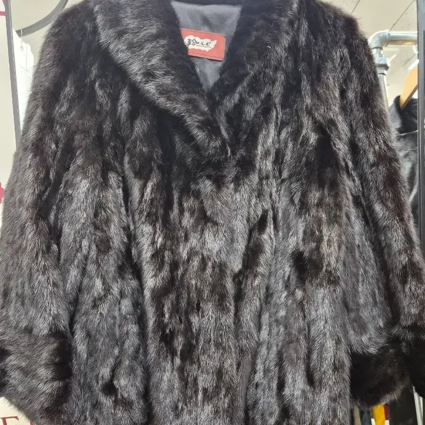 [BUNJANG] Jin Collection Luxurious Black Mink Coat / 진컬렉션 고급스러운 블랙 밍크 코트 거의새상품