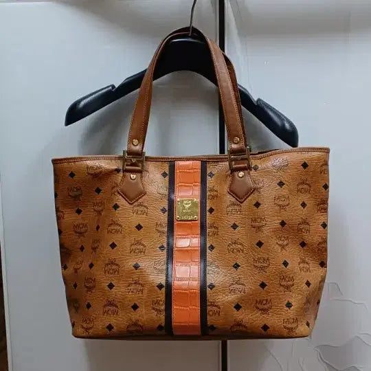 [BUNJANG] MCM Leather Handbag / 엠씨엠 가방정품 성주택 있어요