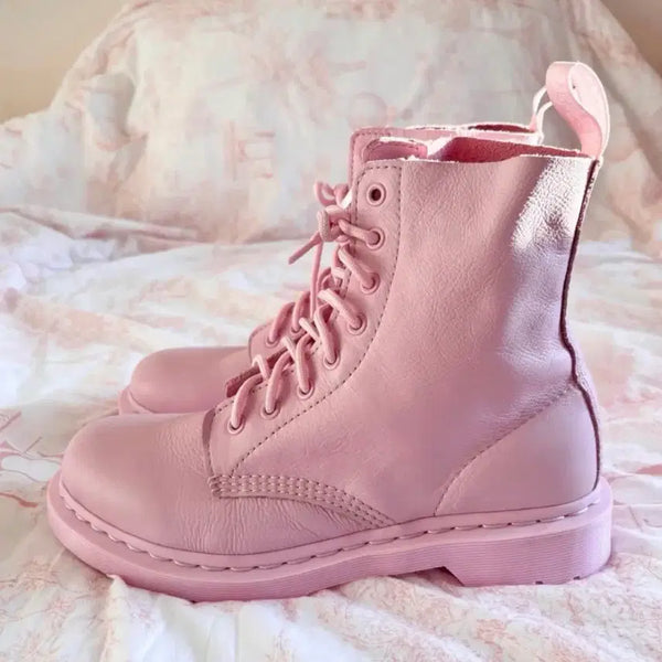[BUNJANG] Dr. Martens Strawberry Milk Leather Boots / 닥터마틴 딸기우유 255-260