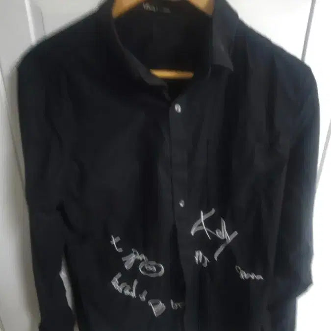 [BUNJANG] Black Embroidered Shirt / 블랙셔츠 자수 단면46총장 71100 사이즈