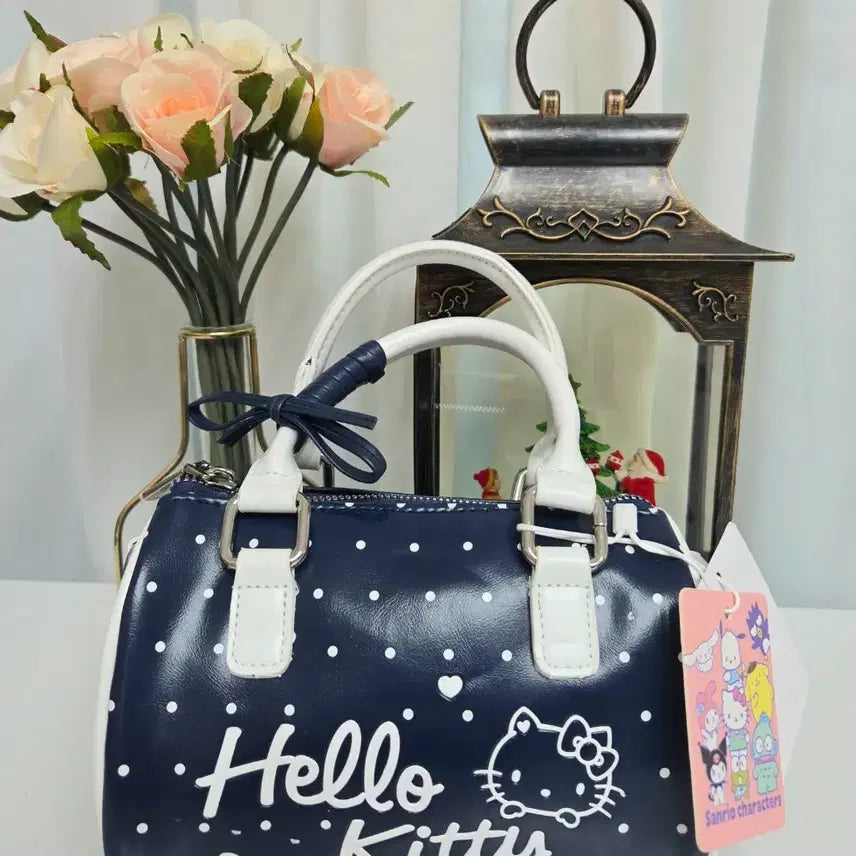 [BUNJANG] Hello Kitty Dot Pattern Mini Boston Bag / 헬로키티 도트무늬 미니 보스턴백 새상품
