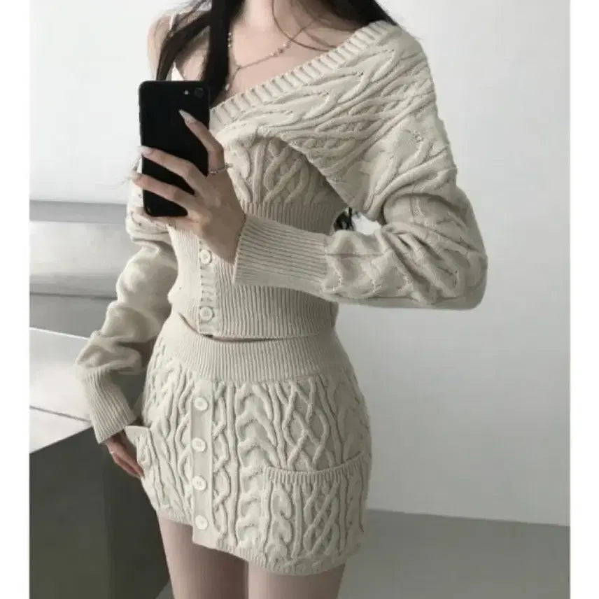 [BUNJANG] Hilda Ivory Knit Set-up / 힐다 아이보리 니트 셋업