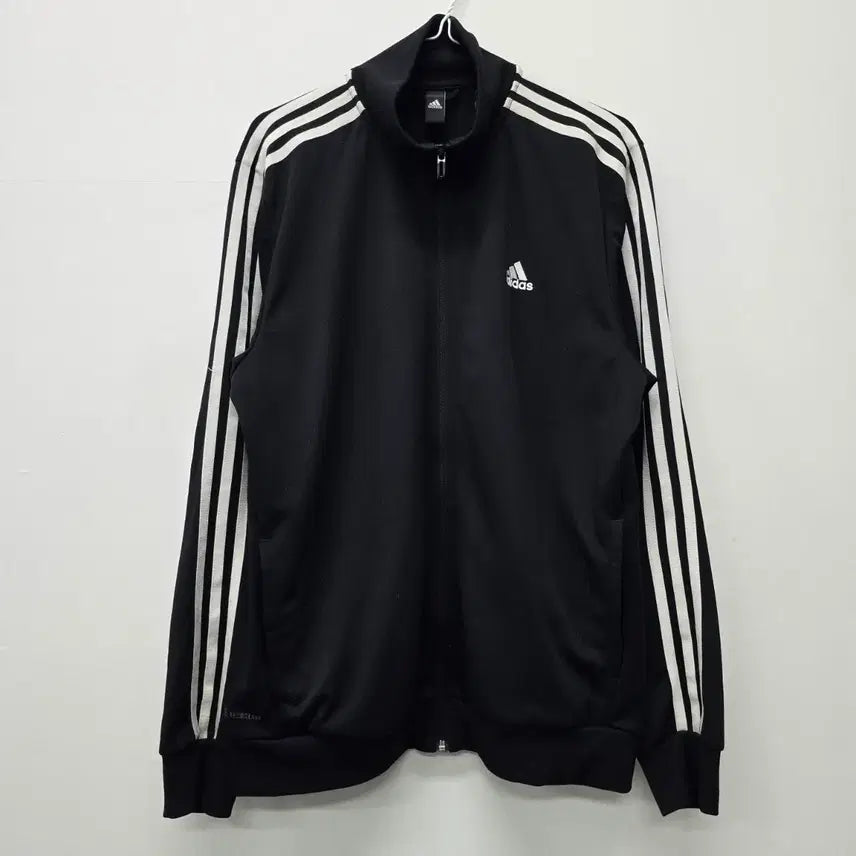 [BUNJANG] Adidas Training Top Size 105 / 아디다스 105사이즈 트레이닝/4395/더본