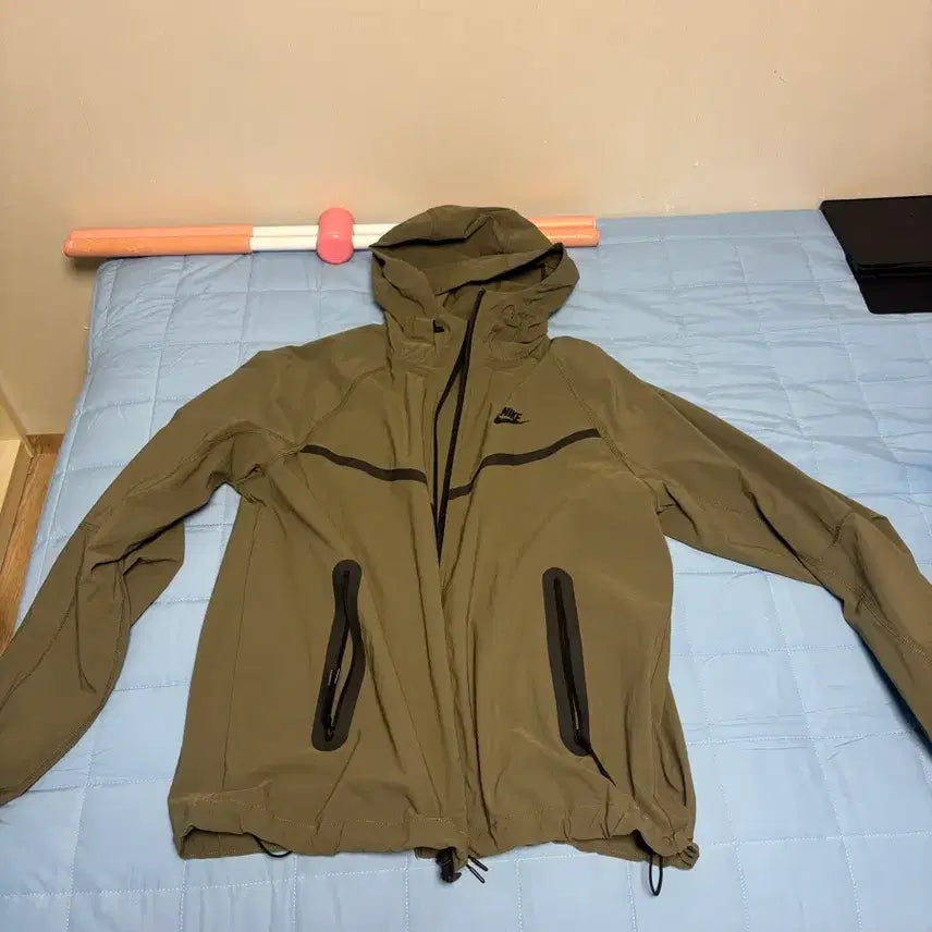 [BUNJANG] Nike Tech Windrunner Jacket Khaki L / 나이키 테크 윈드러너 바람막이 카키 L사이즈 판매