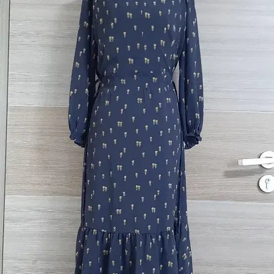 [BUNJANG] JAJU Navy Pattern Long Dress / JAJU 네이비 패턴 롱 원피스