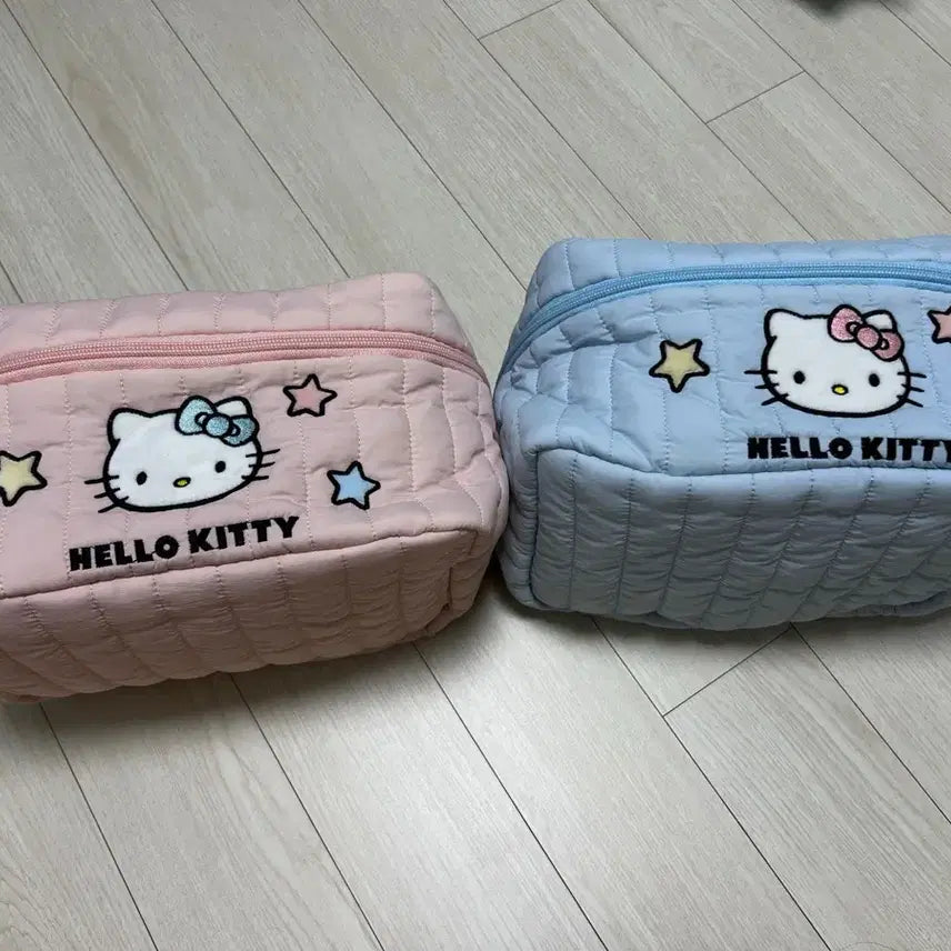 [BUNJANG] Hello Kitty Makeup Pouch / 키티 메이크업 파우치