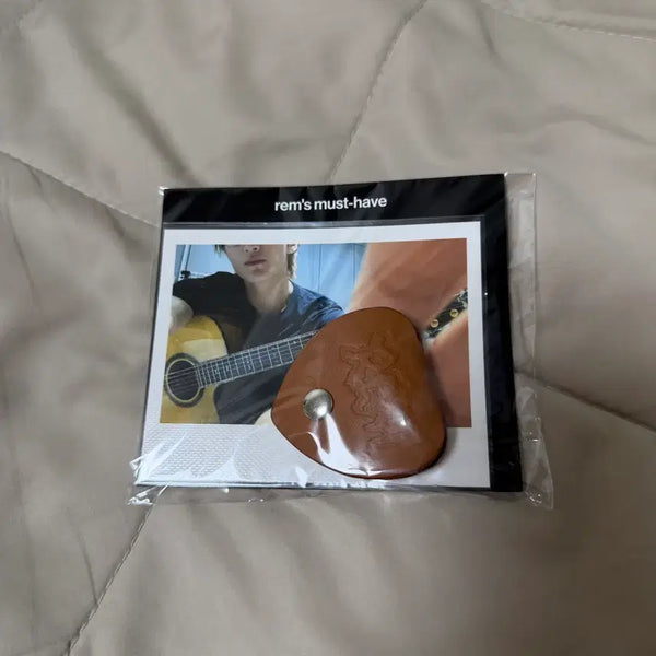 [BUNJANG] MARK RHEM Earphone Holder Set / 마크 렘 이어폰 홀더 세트