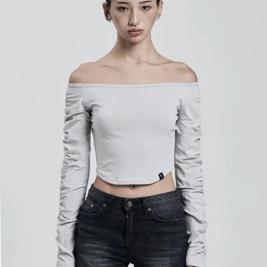 [BUNJANG] Synergy Shirring Off-Shoulder Top / 새상품!!) 시너진 셔링 오프숄더 탑