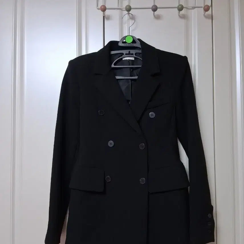 [BUNJANG] Black Double-Button Jacket / 여성 봄가을블랙자켓55 검정자켓 보세