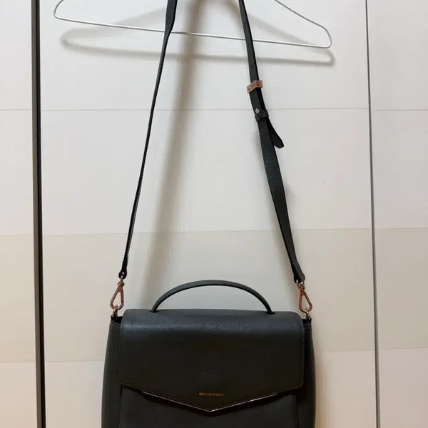 [BUNJANG] Bruno Magli Leather Crossbody Bag / 브루노말리 크로스백