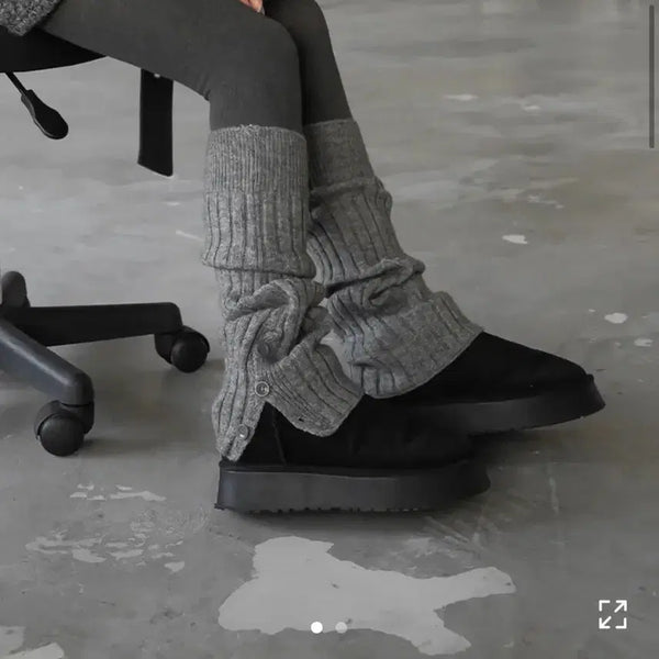 [BUNJANG] Ably Jecon Button Leg Warmers / 에이블리 제컨 버튼 레그워머