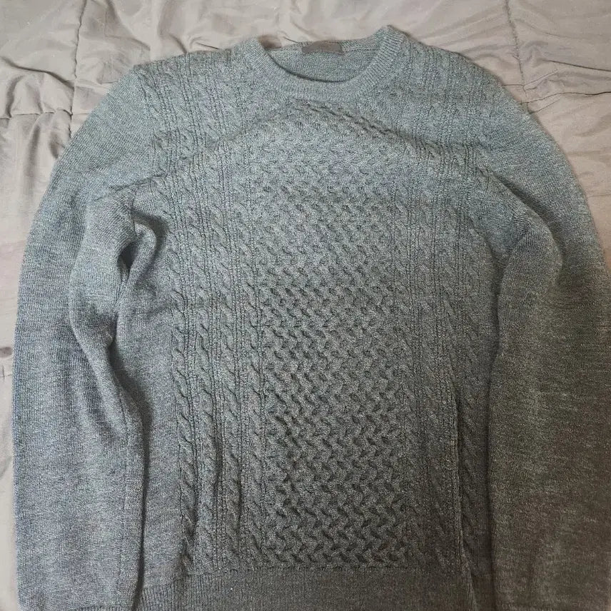 [BUNJANG] ANDZ 100% Wool Cable Knit Sweater / 앤드지 울 100% 꽈배기 케이블 니트