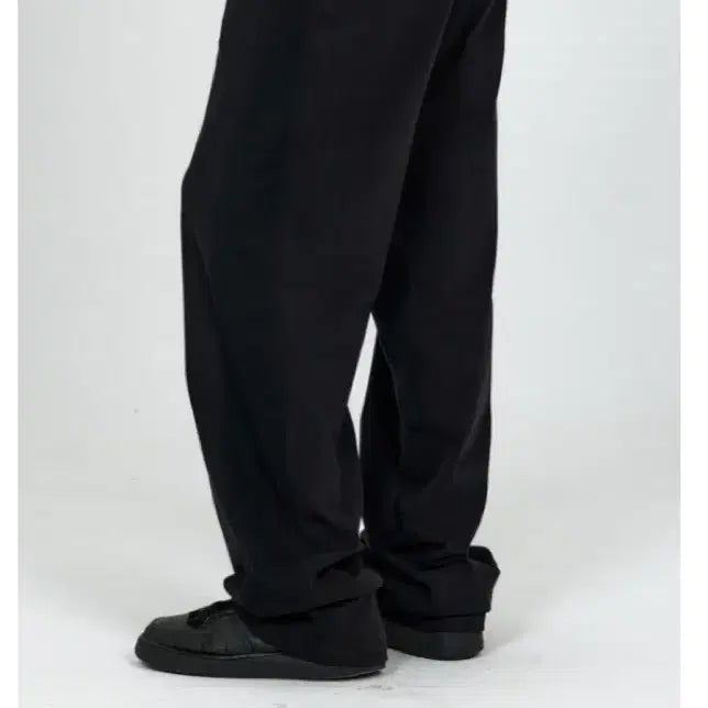 [BUNJANG] Plastic Product Sweatpants Black / 플라스틱프로덕트 스웻펜츠