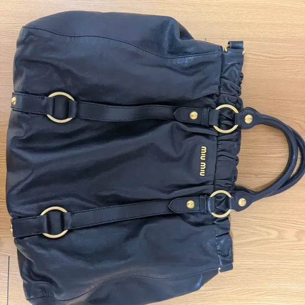 [BUNJANG] Miu Miu Black Satchel Bag / 미우미우 사첼백 블랙