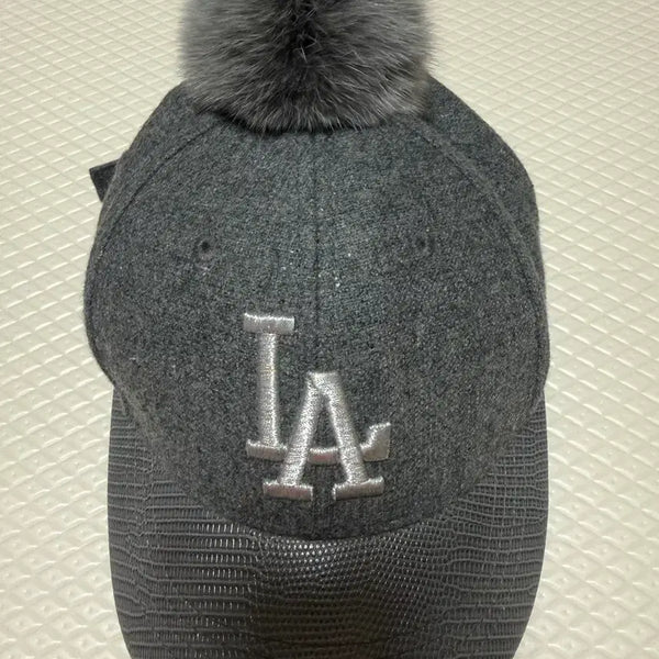 [BUNJANG] MLB Croc Leather Accent Wool Pom Pom Ball Cap - Grey / 엠엘비 모자