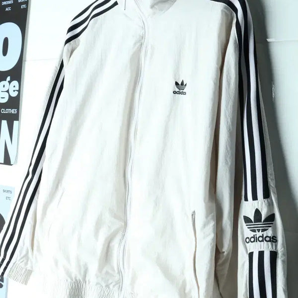 [BUNJANG] Adidas Full Zip Windbreaker Jacket White/Black H38733 / W(XL) 아디다스 집업 바람막이 점퍼자켓 흰검 대장급-H38733